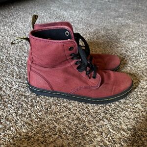 Dr. Martens Women’s 8 Shoreditch‎ Maroon Burgundy Airwalk Lace Up Booties